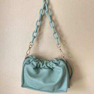 Street Level  Sage bag with 3 Straps!